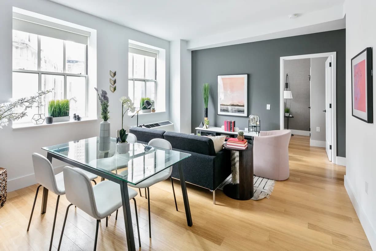 63 Wall Street Apartments 63 Wall Street #20I, Manhattan, NY 10005 apartment_dining_room 1
