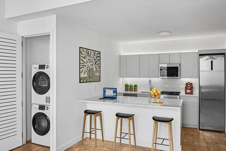 20 Exchange Place #07-30, Manhattan, NY 10005