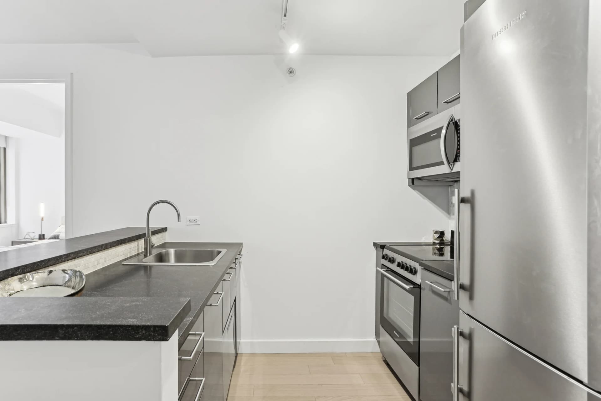 20 Exchange Place #20X - 307, Manhattan, NY 10005