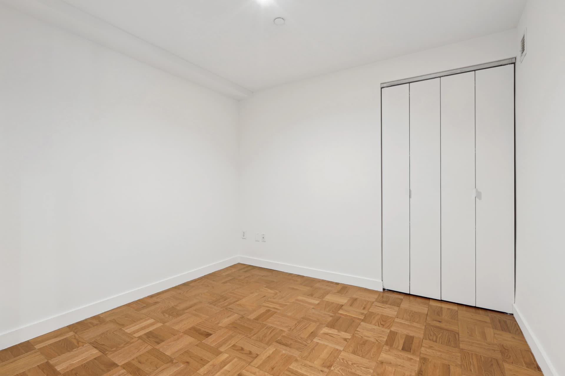 Twenty Exchange 20 Exchange Place #24-8, Manhattan, NY 10005 apartment_bedroom_room 1
