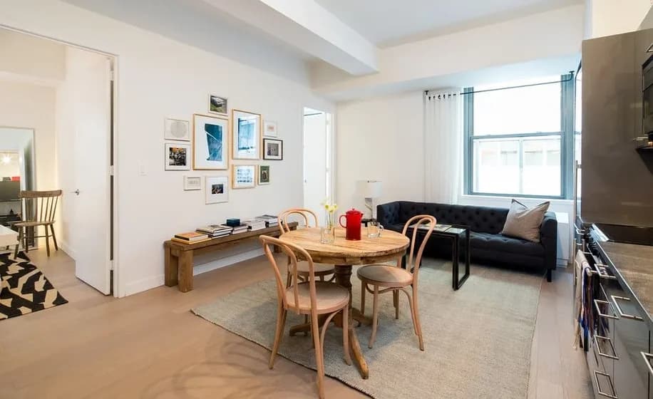 Twenty Exchange 20 Exchange Place #3007, Manhattan, NY 10005 apartment_living_room 1