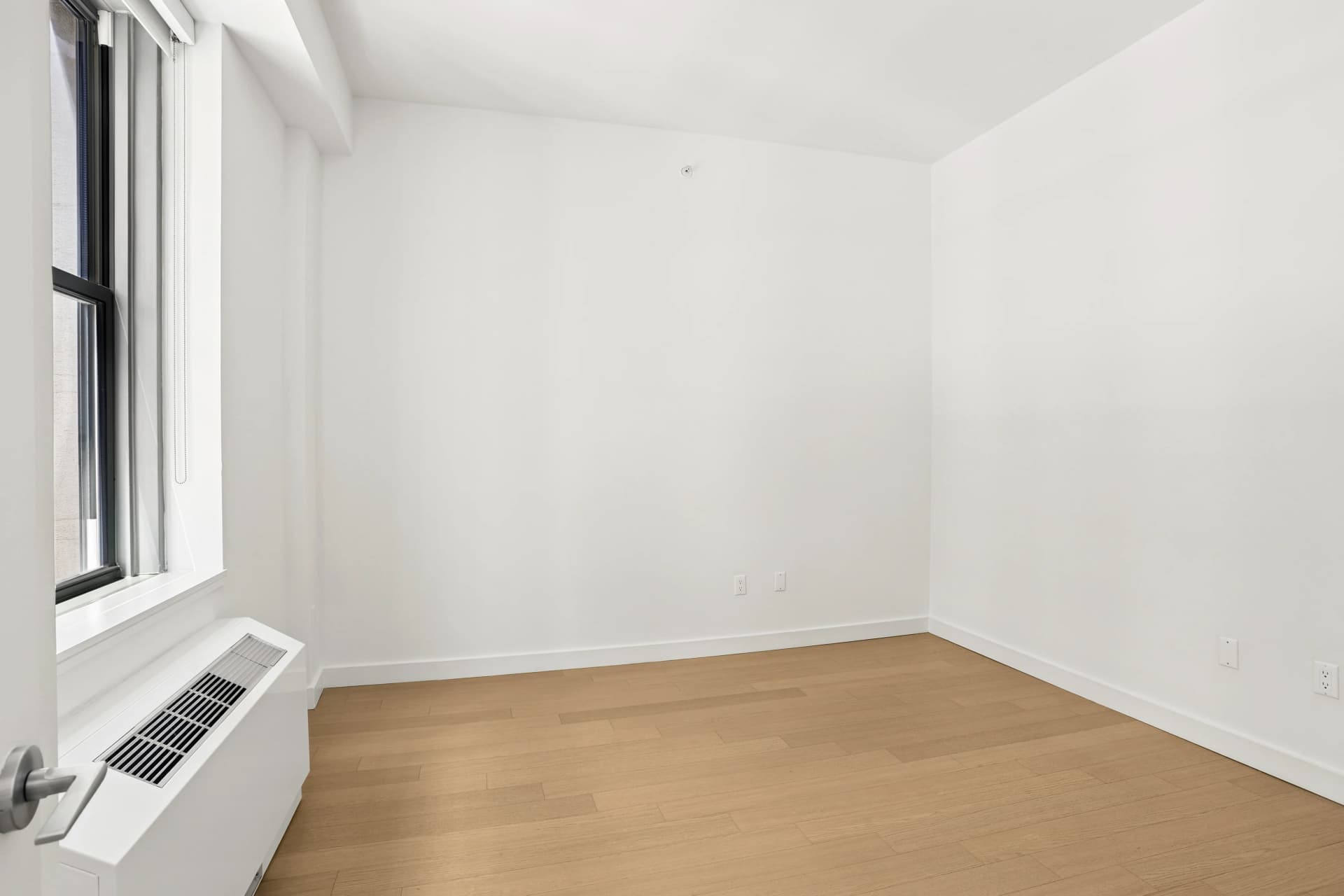 Twenty Exchange 20 Exchange Place #919, Manhattan, NY 10005 apartment_bedroom_room 1