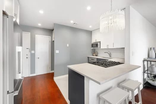 3 Hanover Square #19J, Manhattan, NY 10005