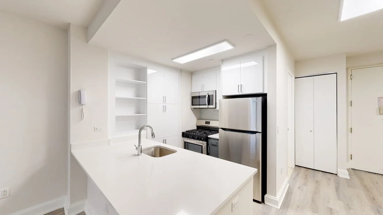 10 Hanover Square #17F, New York, NY 10005 apartment_kitchen 1