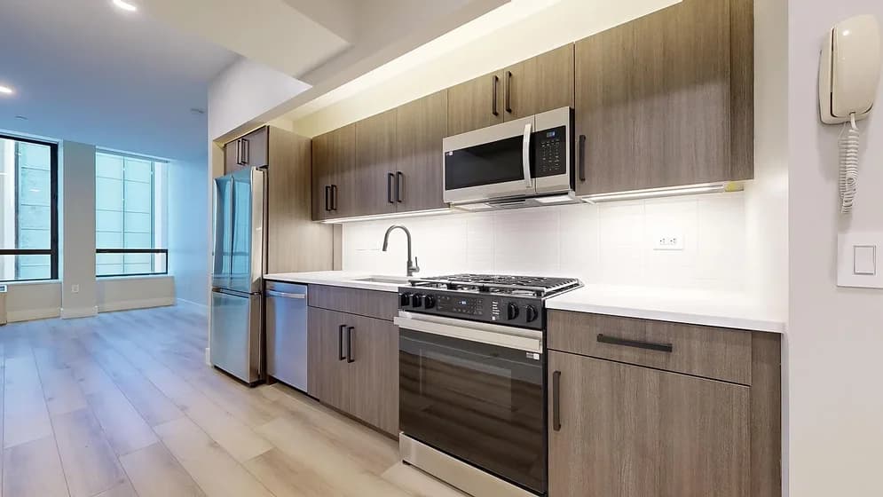 95 Wall St. in Financial District 95 Wall Street #812, Manhattan, NY 10005 apartment_kitchen 1