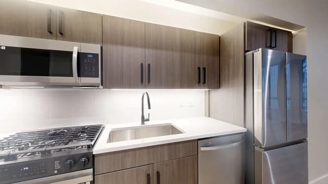 95 Wall Street #910, Manhattan, NY 10005
