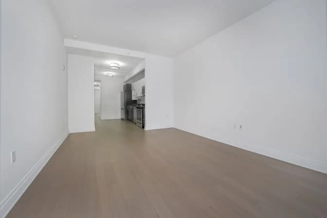 70 Pine Street #0810, New York, NY 10005