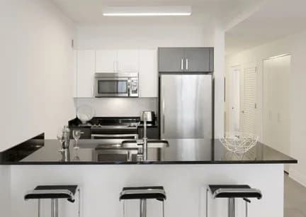 70 Pine Street #0906, New York, NY 10005