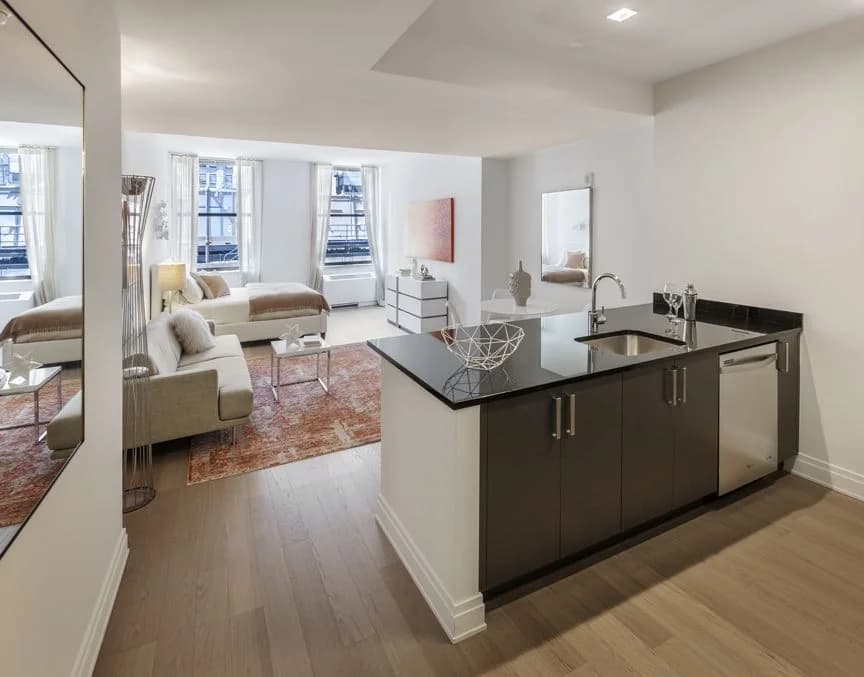 70 Pine Street #1420, New York, NY 10005 apartment_living_room 1