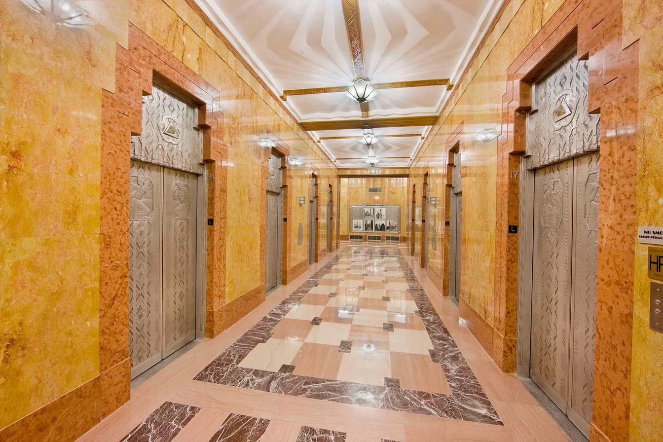 70 Pine Street #1705, New York, NY 10005 lobby 1