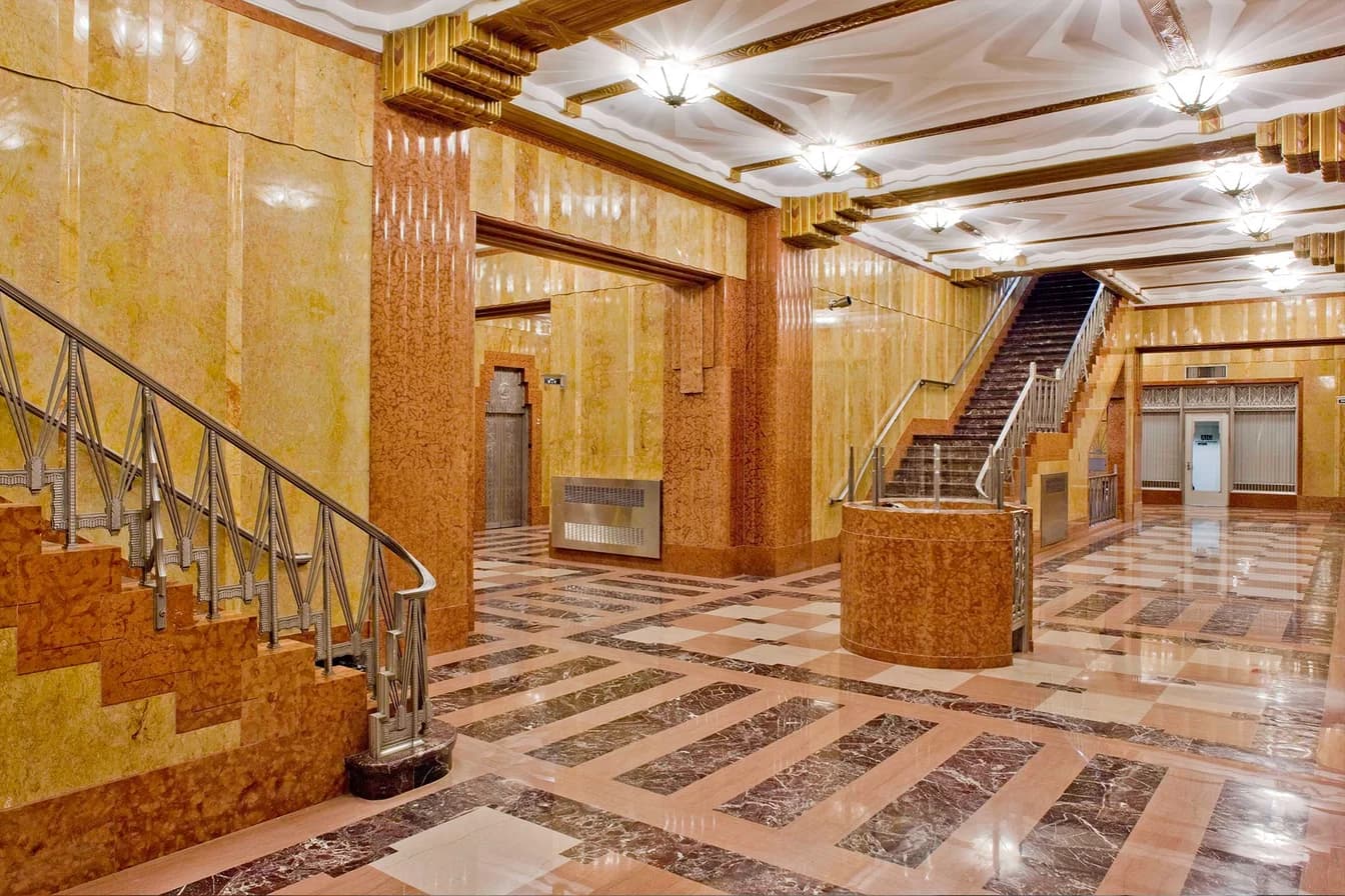 70 Pine Street #2312, New York, NY 10005 5