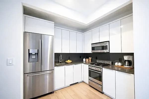 180 Water Street #1318, Manhattan, NY 10038