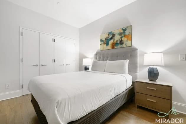 15 Park Row #10F, Manhattan, NY 10038