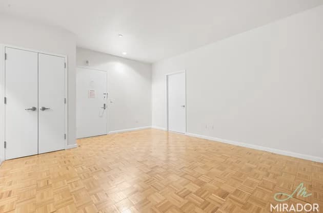 15 Park Row #12G, Manhattan, NY 10038 - Image 1