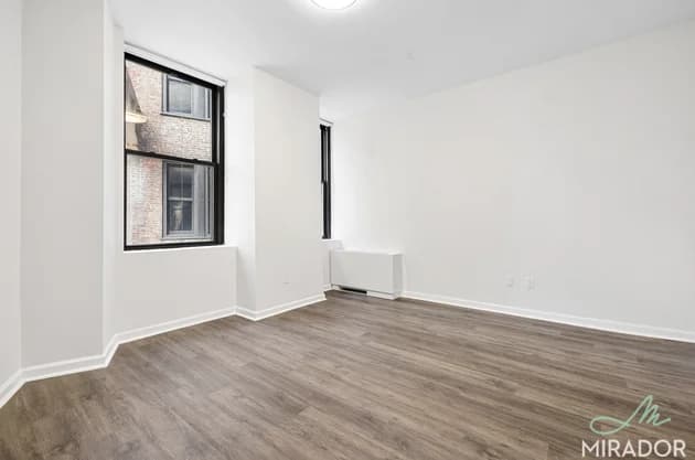 15 Park Row #19B, Manhattan, NY 10038 - Image 1