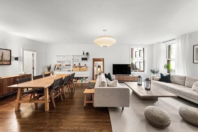 115 South Street #3R, Manhattan, NY 10038 apartment_living_room 1