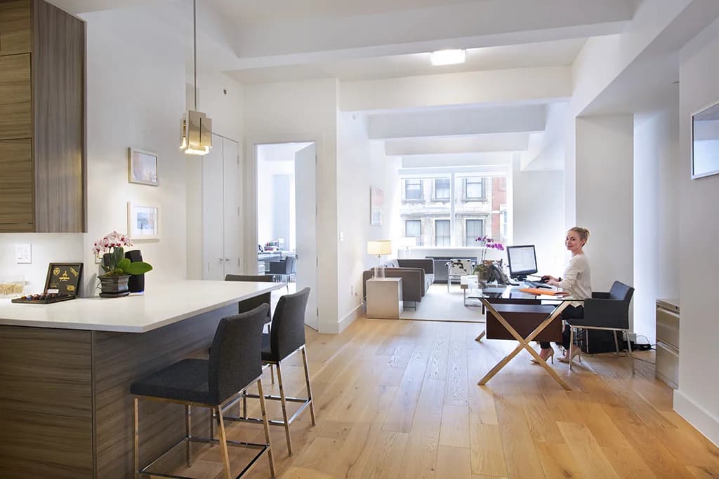 Tribeca House 50 Murray Street #1318, Manhattan, NY 10007 apartment_living_room 1