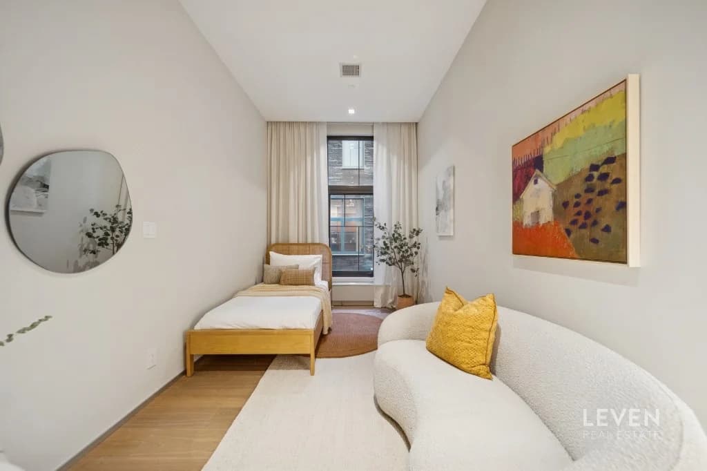 55 Warren Street #4, Manhattan, NY 10007 apartment_bedroom_room 1