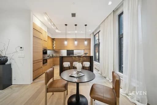 55 Warren Street #4, Manhattan, NY 10007