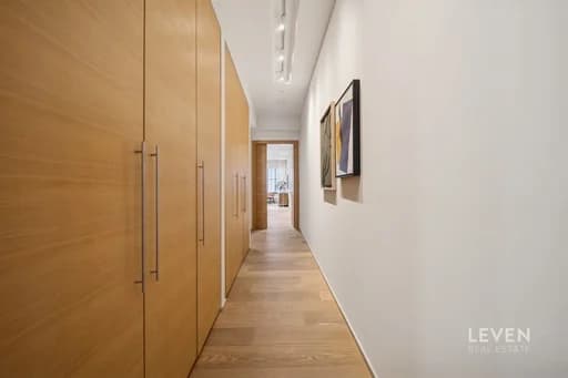 55 Warren Street #4, Manhattan, NY 10007