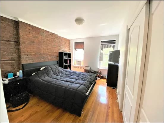237 E 2 St #3-B, Manhattan, NY 10009