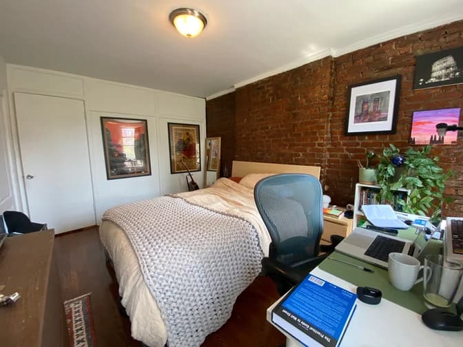 237 E 2 St #5-B, Manhattan, NY 10009