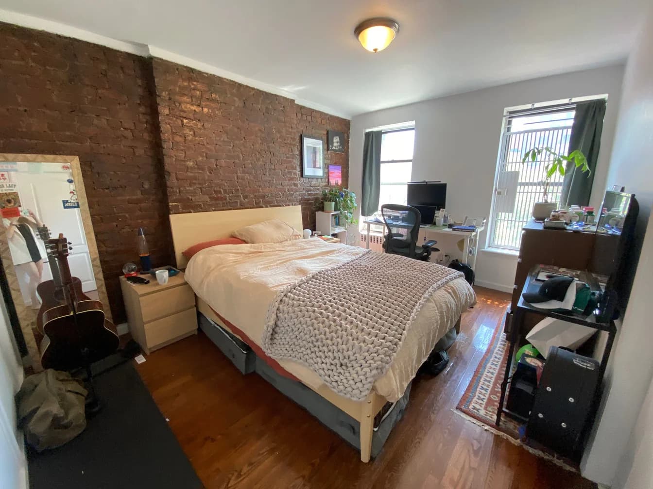 237 E 2 St #5-B, Manhattan, NY 10009 apartment_bedroom_room 1