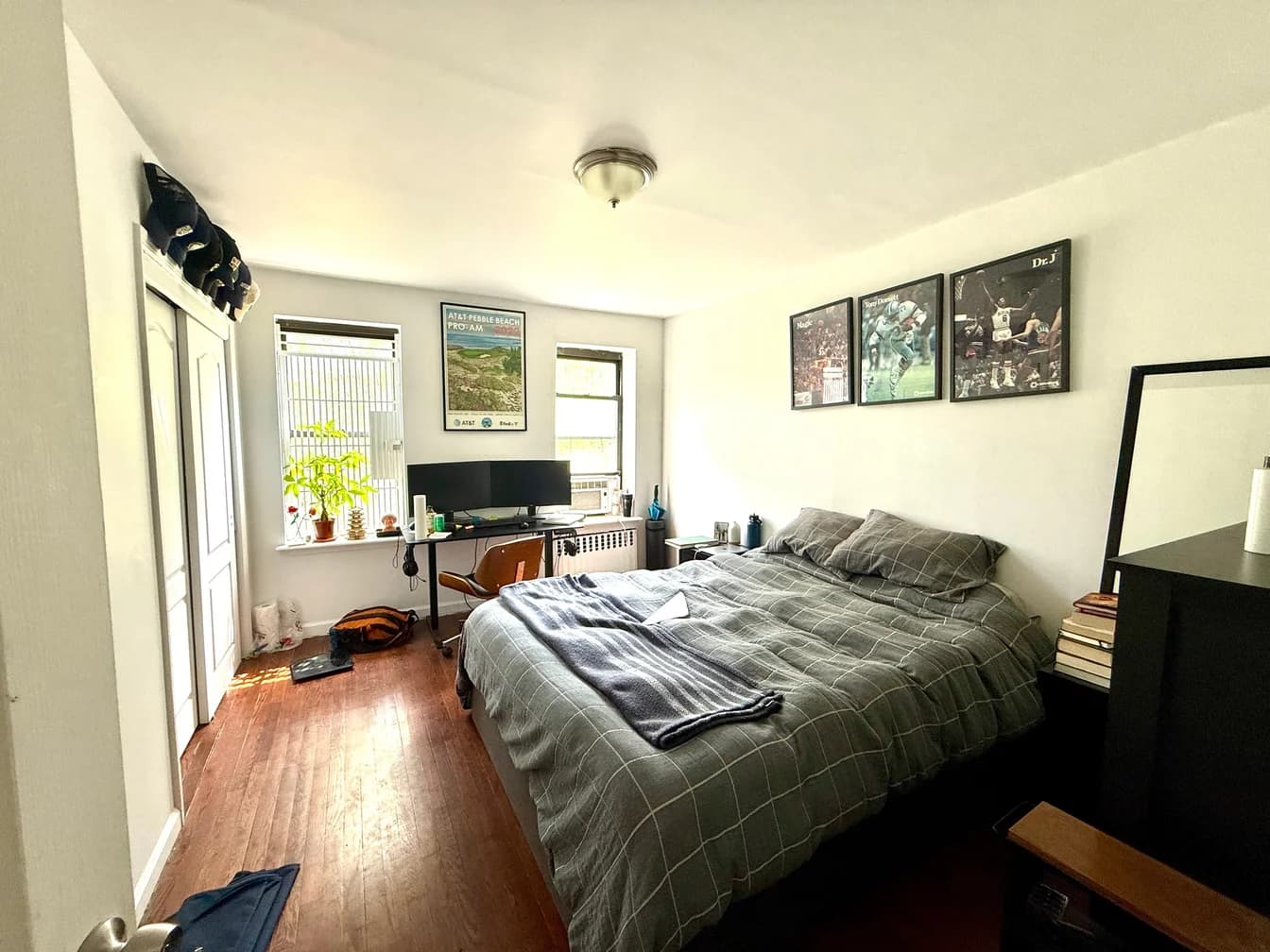 237 E 2 St #5-B, Manhattan, NY 10009 apartment_bedroom_room 1