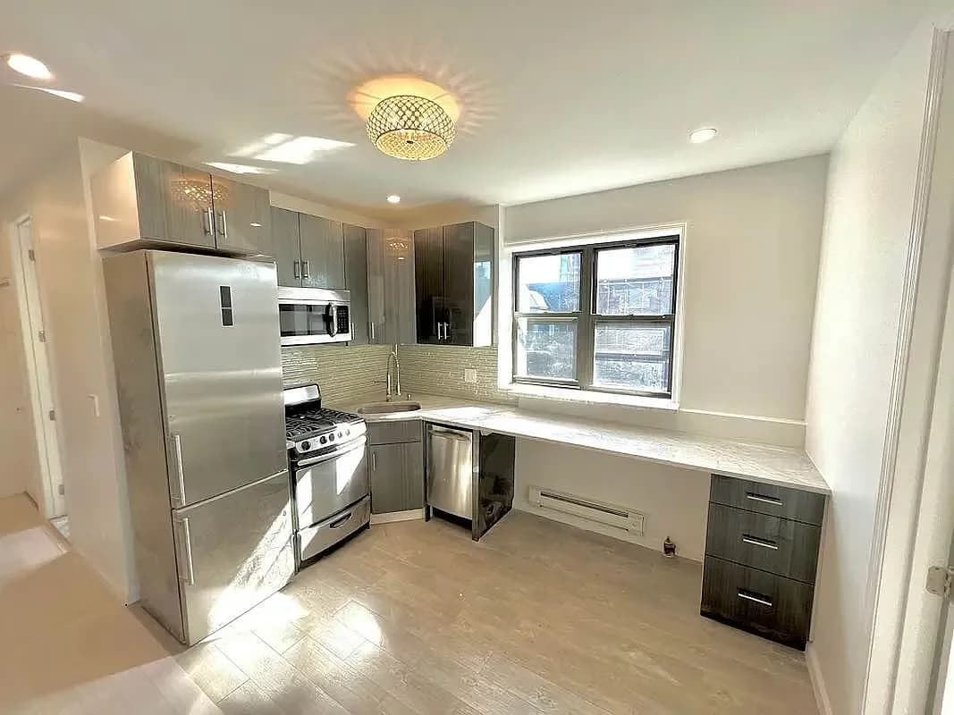 620 East 6 Street #19, Manhattan, NY 10009 apartment_kitchen 1