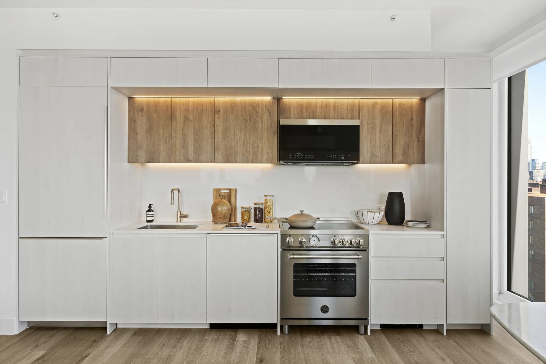 223 Avenue C #1902, Manhattan, NY 10009 apartment_kitchen 1