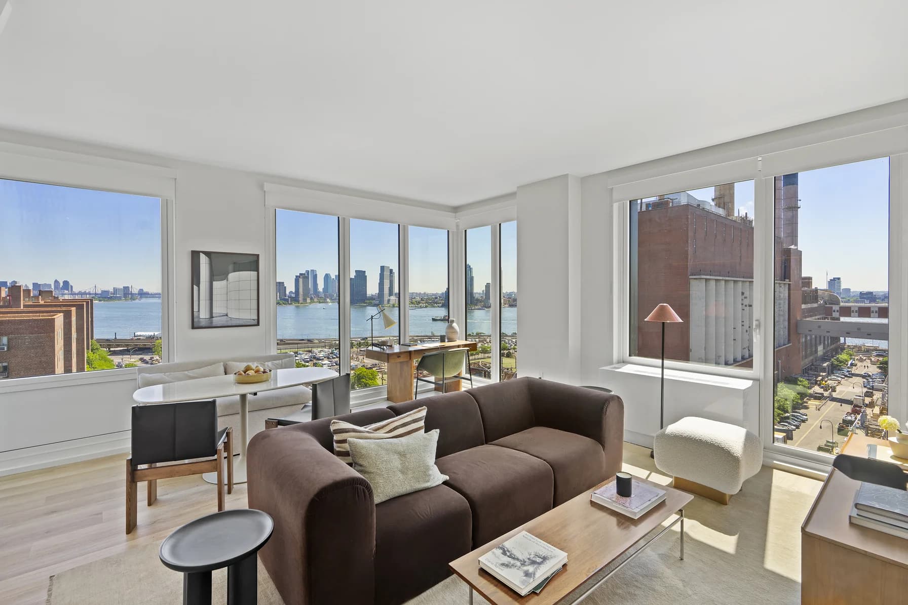 644 East 14 Street #2003, Manhattan, NY 10009 apartment_living_room 1