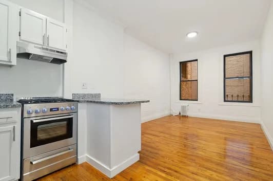 156 East 2 Street #13, Manhattan, NY 10009