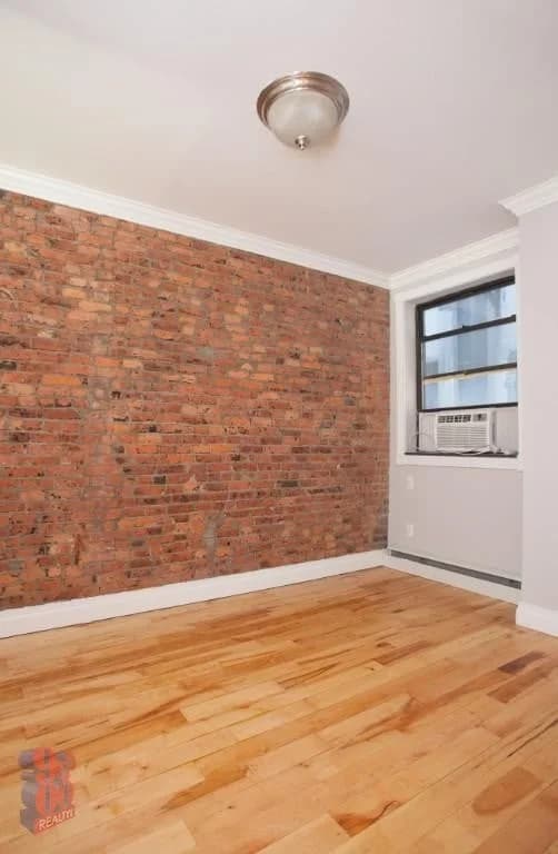 40 Avenue B #8/5W, Manhattan, NY 10009 apartment_bedroom_room 1