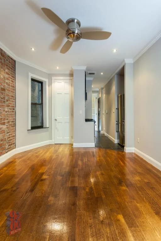 60 Avenue B #2C, Manhattan, NY 10009 apartment_living_room 1