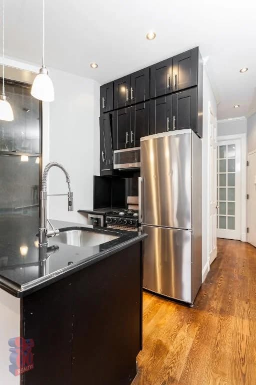60 Avenue B #3C, Manhattan, NY 10009 apartment_kitchen 1