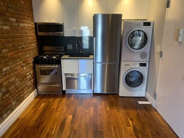521 East 5 Street #3A, Manhattan, NY 10009 apartment_kitchen 1