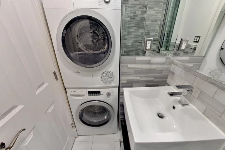 521 East 5 Street #4B, Manhattan, NY 10009 apartment_washer_dryer 1