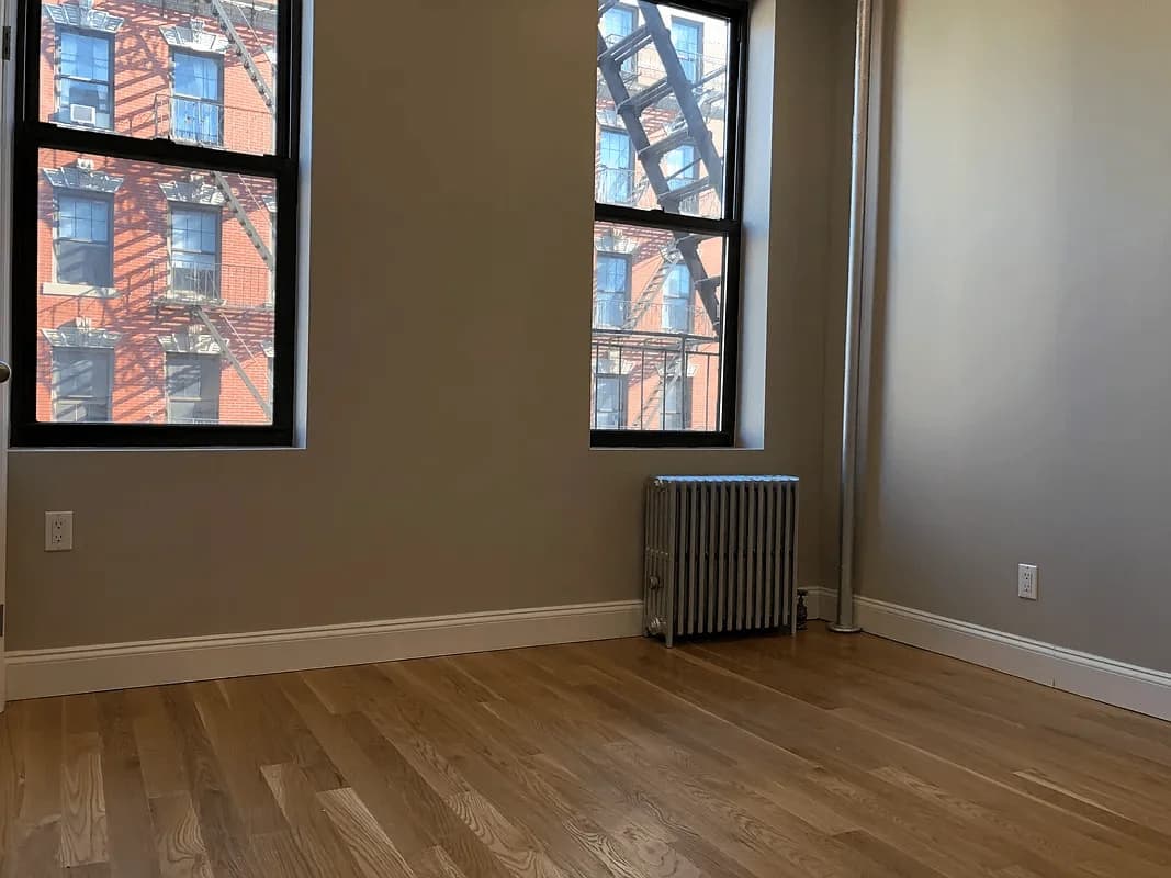110 East 7 Street #13, Manhattan, NY 10009 apartment_living_room 1