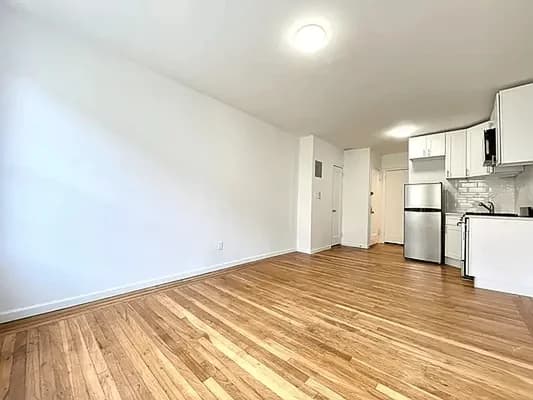 128 St Marks Place #4D, Manhattan, NY 10009