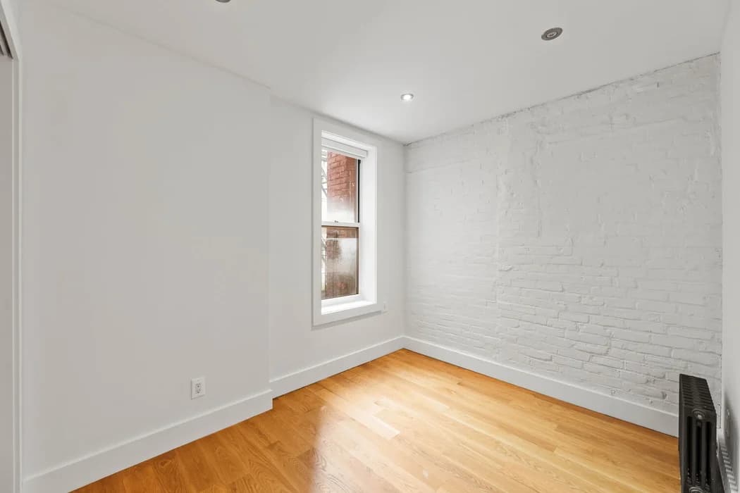 151 Avenue A #2B, Manhattan, NY 10009 apartment_bedroom_room 1