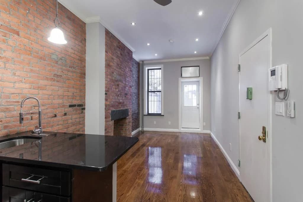 279 East 10 Street #2, Manhattan, NY 10009 apartment_kitchen 1