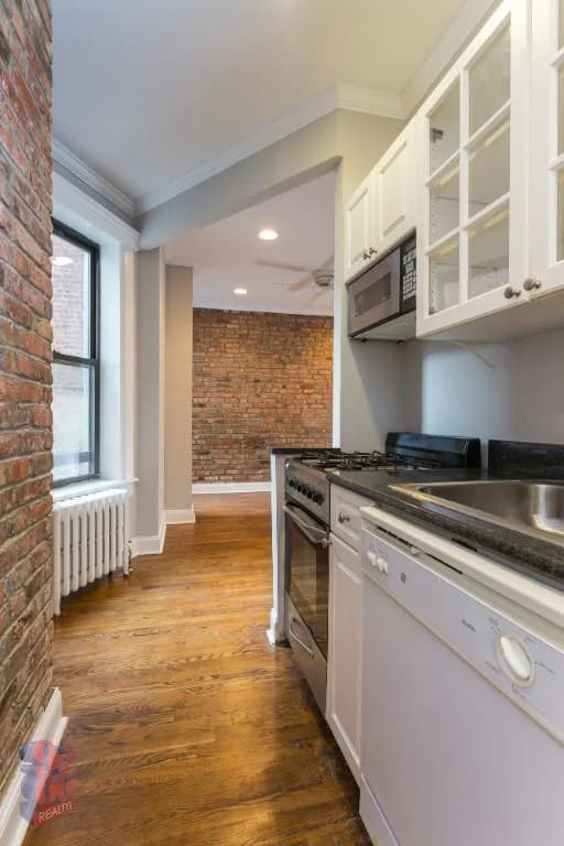 434 East 13 Street #38, Manhattan, NY 10009 apartment_kitchen 1