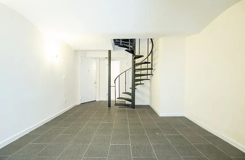 124 2 Avenue #1-C, Manhattan, NY 10003 apartment_living_room 1