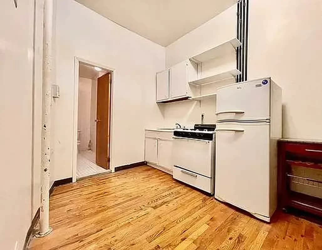 344 East 9 Street #1, Manhattan, NY 10003 apartment_kitchen 1