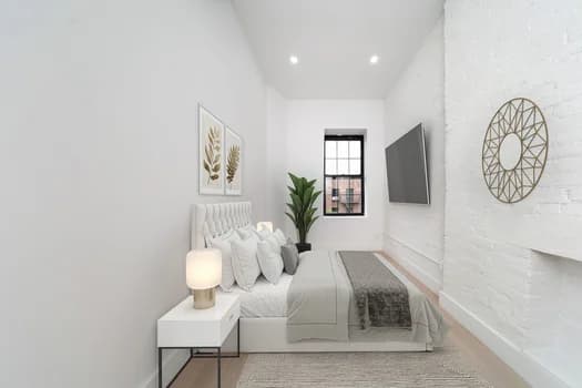 47 St Marks Place #5W, Manhattan, NY 10003