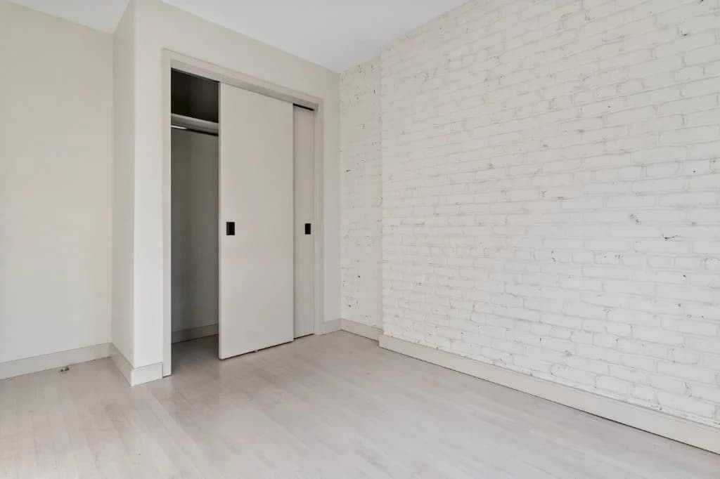 152 2 Avenue #4A, Manhattan, NY 10003 apartment_bedroom_room 1