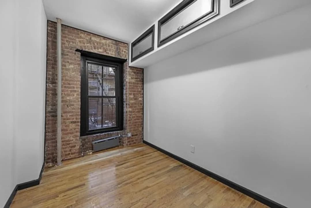 346 E 13 St #4, Manhattan, NY 10003 apartment_bedroom_room 1