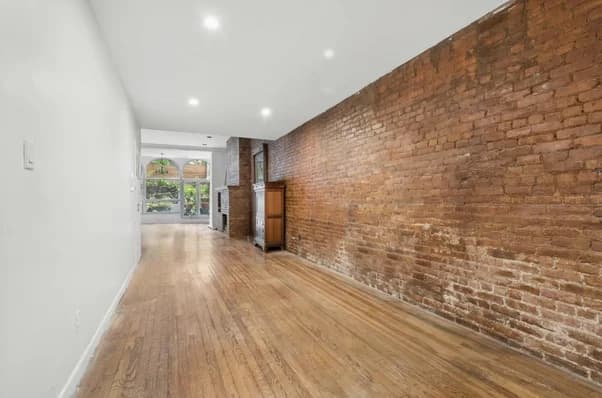 212 East 11 Street #1, Manhattan, NY 10003