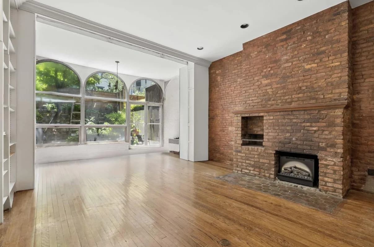 212 East 11 Street #1, Manhattan, NY 10003 apartment_living_room 1