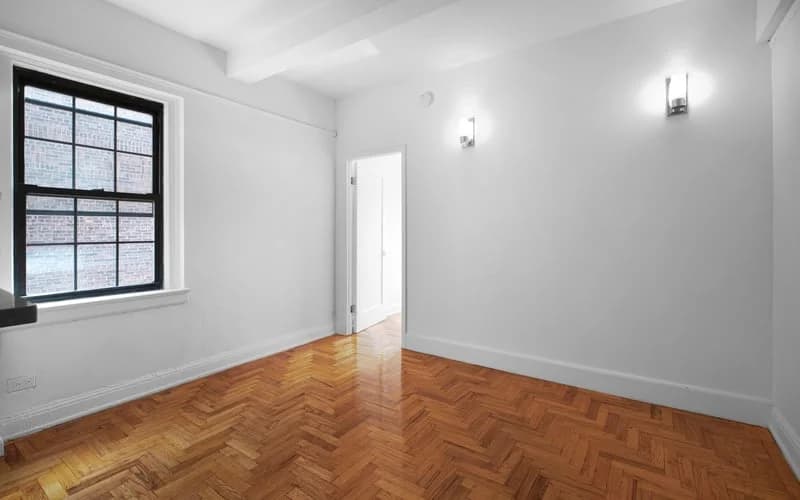 175 2 Avenue #5d, Manhattan, NY 10003 apartment_bedroom_room 1